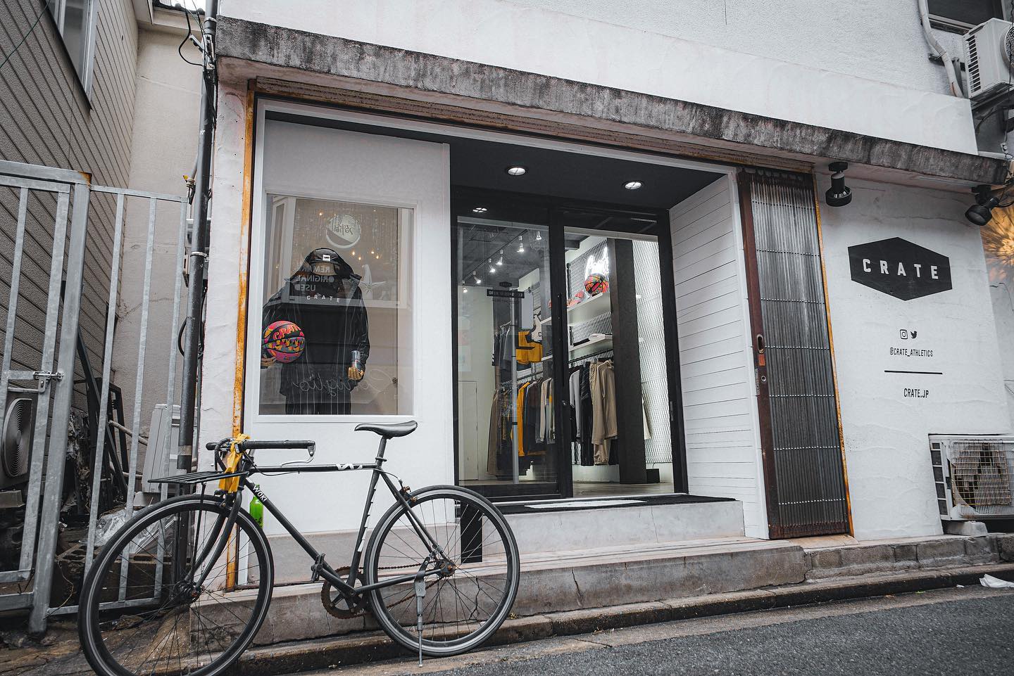 crate fukuora様の室内LEDネオンサイン
