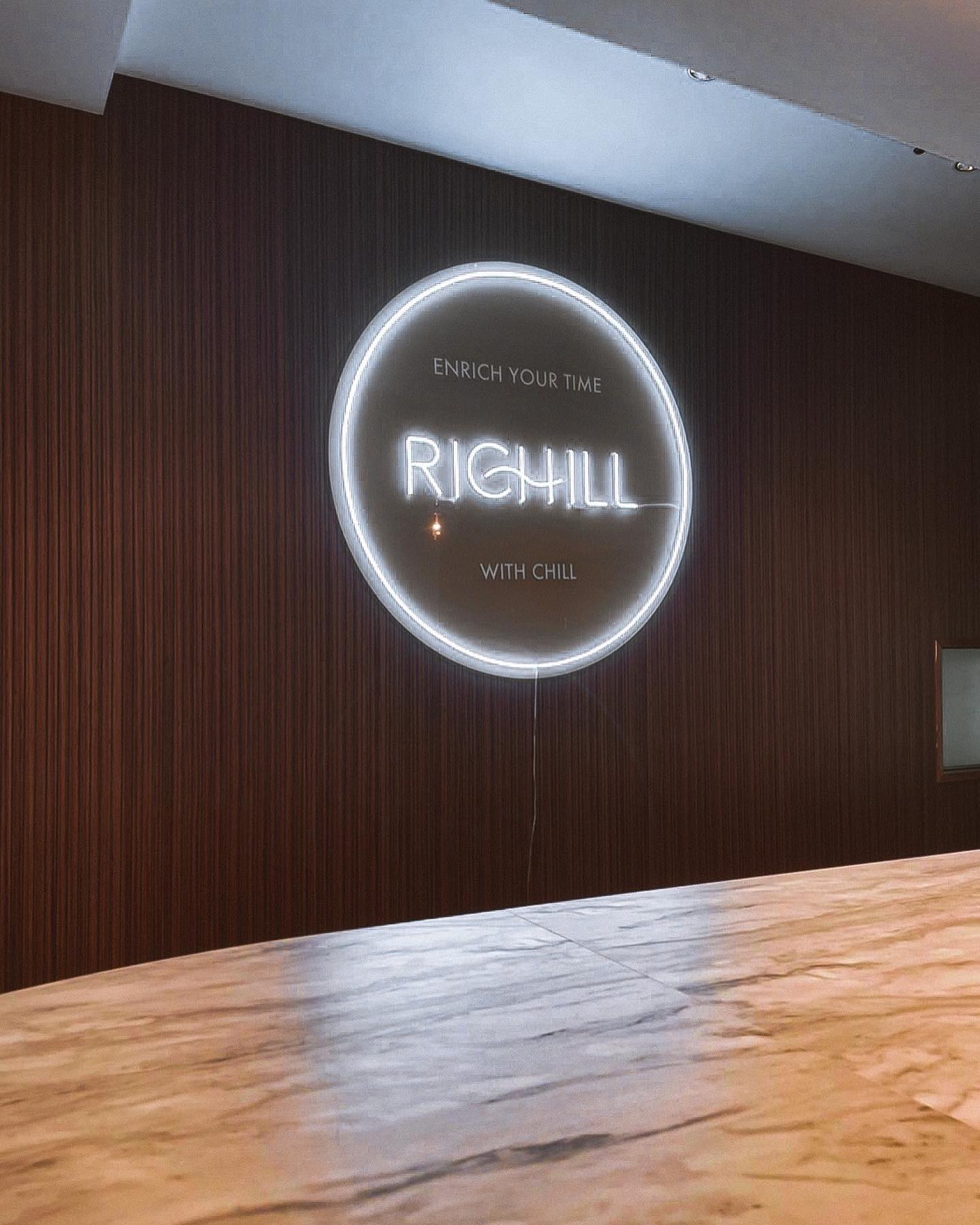RICHILLのLEDネオンサイン制作事例