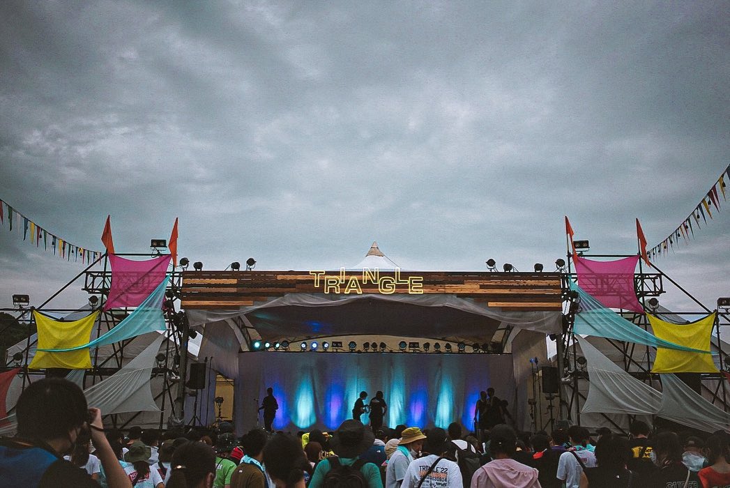 TRIANGLE'22 Acoustic Resort