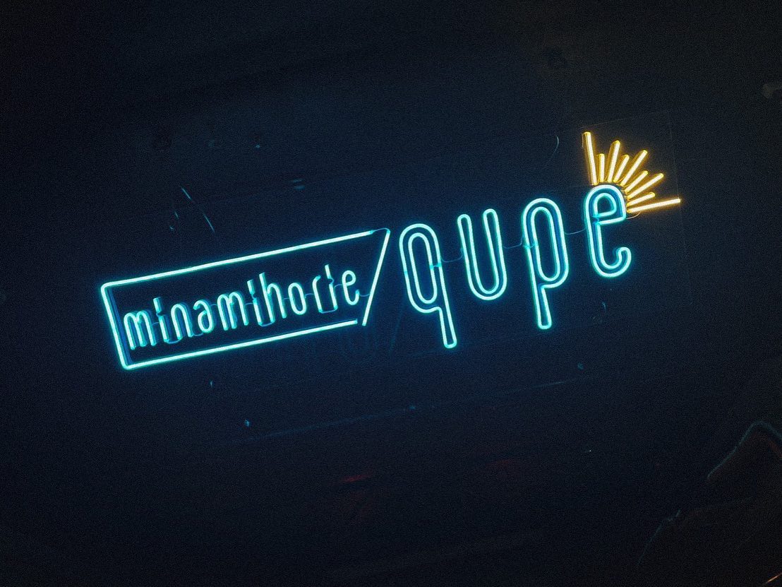 minamihorie qupeのLEDネオンサイン制作事例