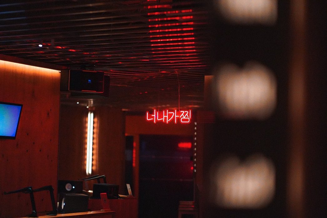 MUSIC BAR SIDE:Kの店内ネオンサイン制作事例