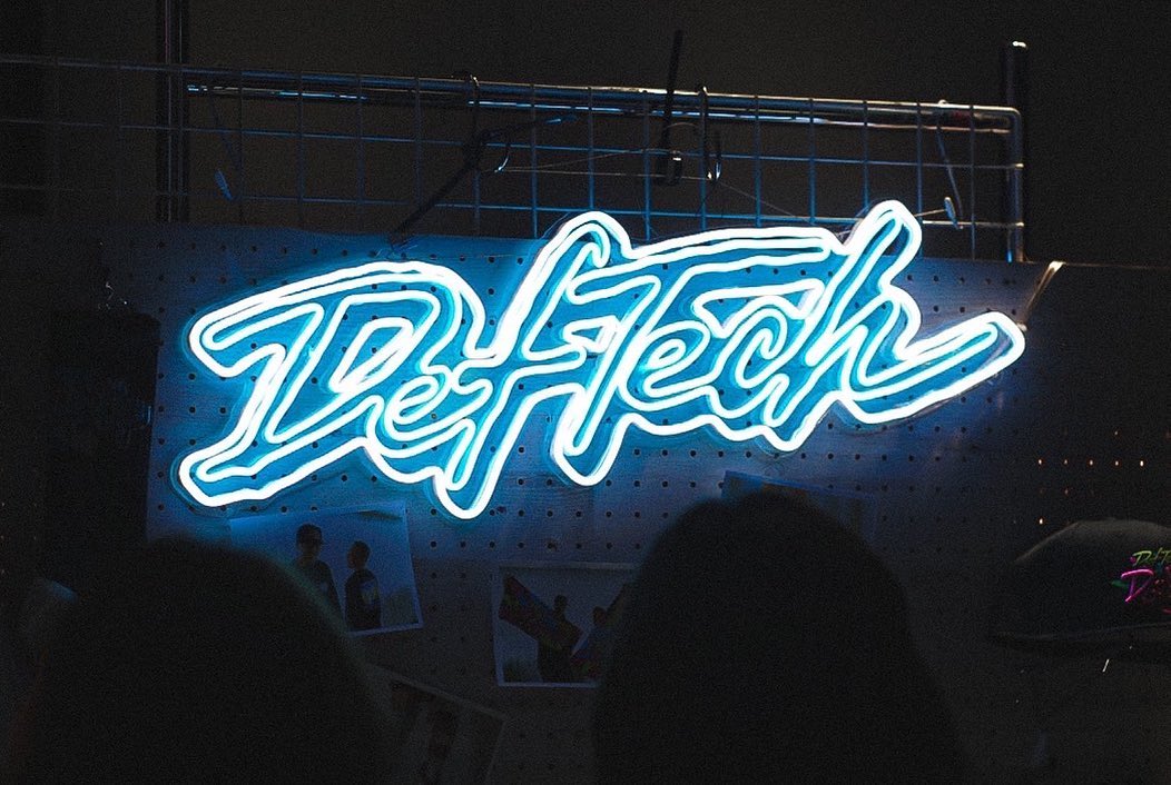 Def Tech「Double Up」Tour 物販ブースを彩ったLEDネオンサイン