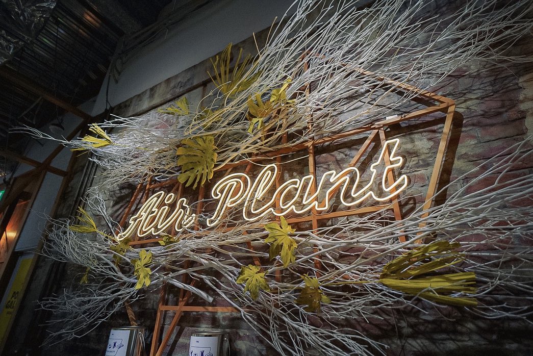 POPUP GALLERY @ FUKUOKA 2023（株式会社AIR PLANT）のLEDネオンサイン制作事例｜福岡・ポップアップ展示イベント