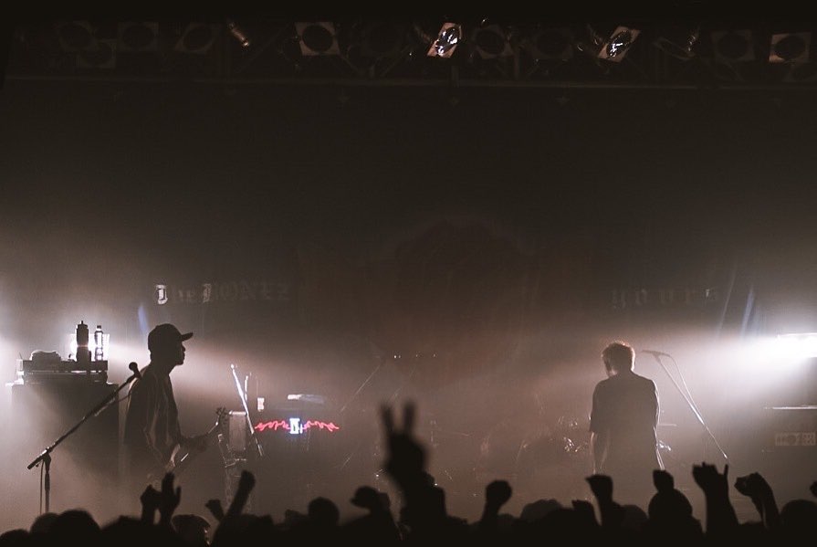 JESSE（THE BONEZ）のギターアンプに、ネオンをインストールしました