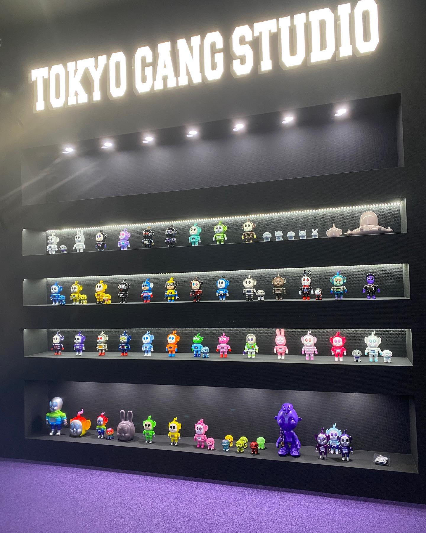 東京玩具式（TOKYO GANG STYLE）店内ネオン制作事例