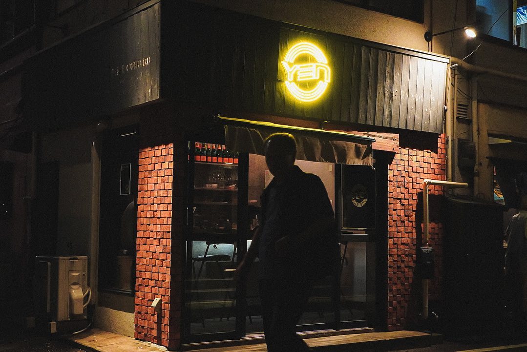 BAR YEN様のLEDネオンサイン制作事例