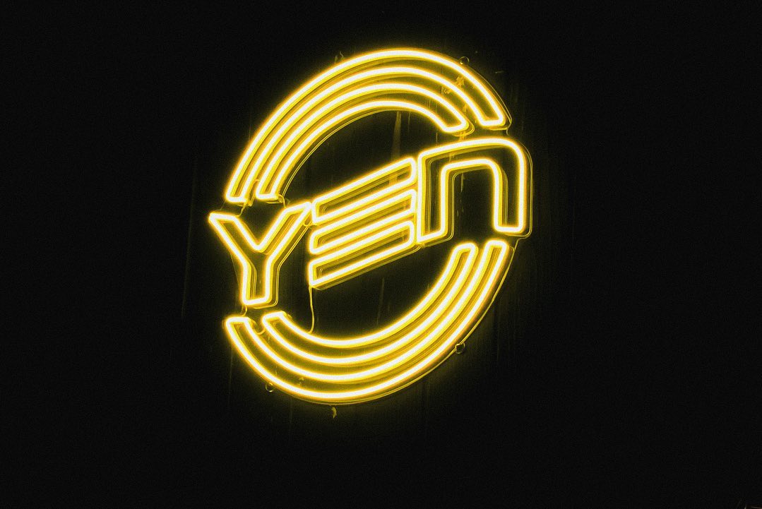 BAR YEN様のLEDネオンサイン制作事例