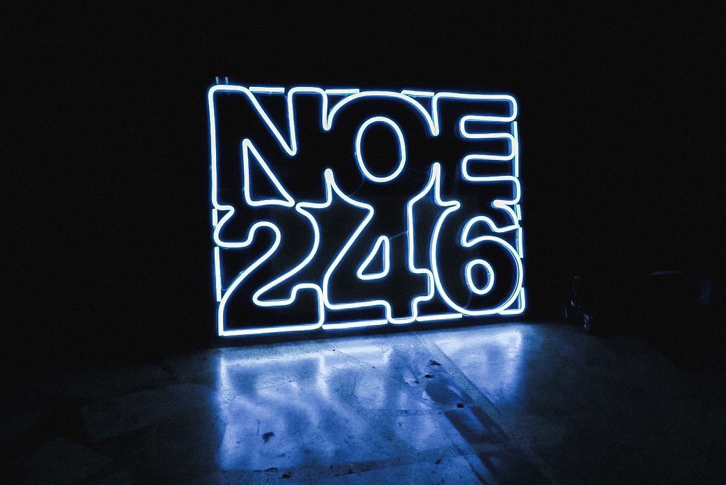 noe246 × bebacklaterのLEDネオンサイン制作事例｜台北・アート設置