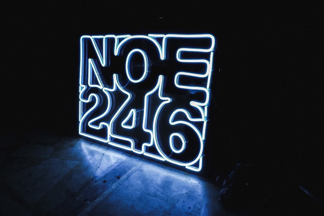 noe246 × bebacklater、台北に灯ったLEDネオン