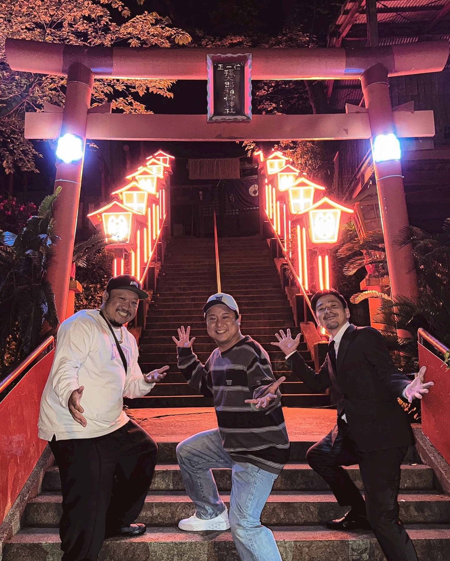 中司孫太郎稲荷神社「サイバー神社」のLEDネオン制作事例