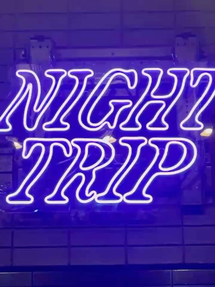 DJイベント「NIGHT TRIP」のLEDネオン制作事例