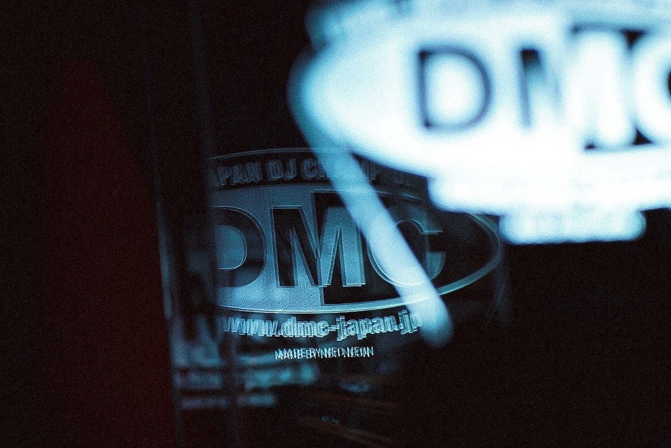 DMC JAPAN — DJ世界大会クラウドファンディングの卓上LEDライト