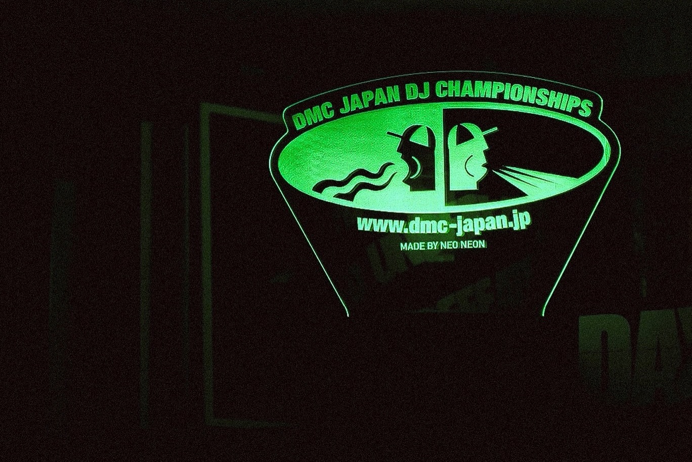 DMC JAPAN — DJ世界大会クラウドファンディングの卓上LEDライト
