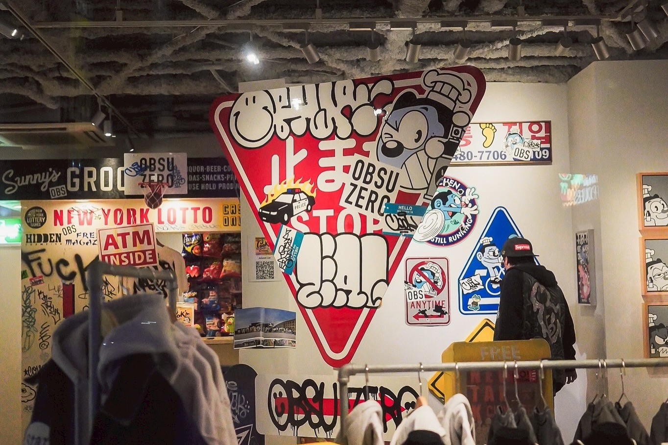 COOK ONE個展『COOK'S KITCHEN』 OPENネオン制作事例(福岡・SORTone FUKUOKA)