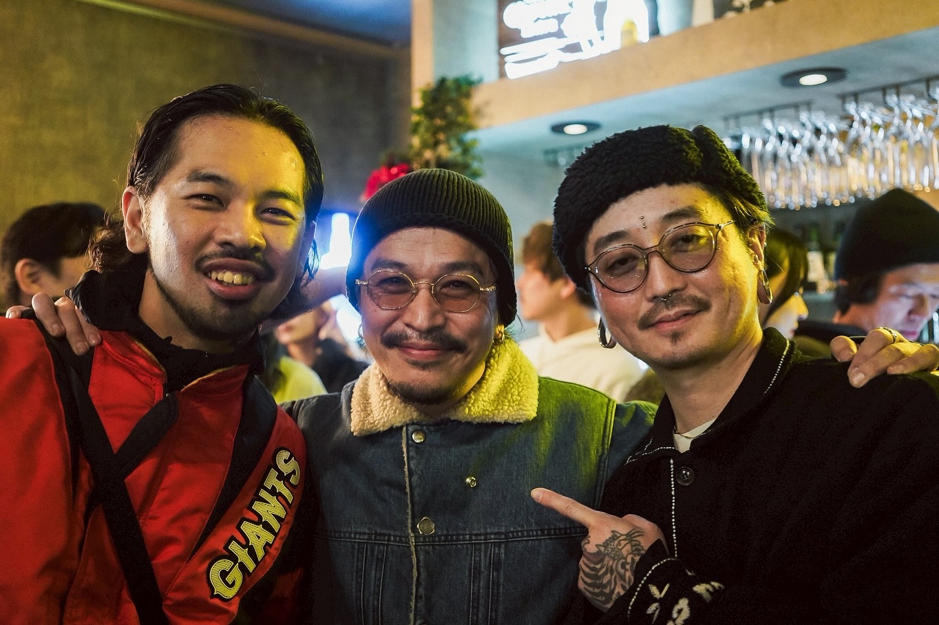 KenKen presents『ROOM OF THE GROOVE』（at ART BAR SSS）— DJイベントを彩ったLEDネオン