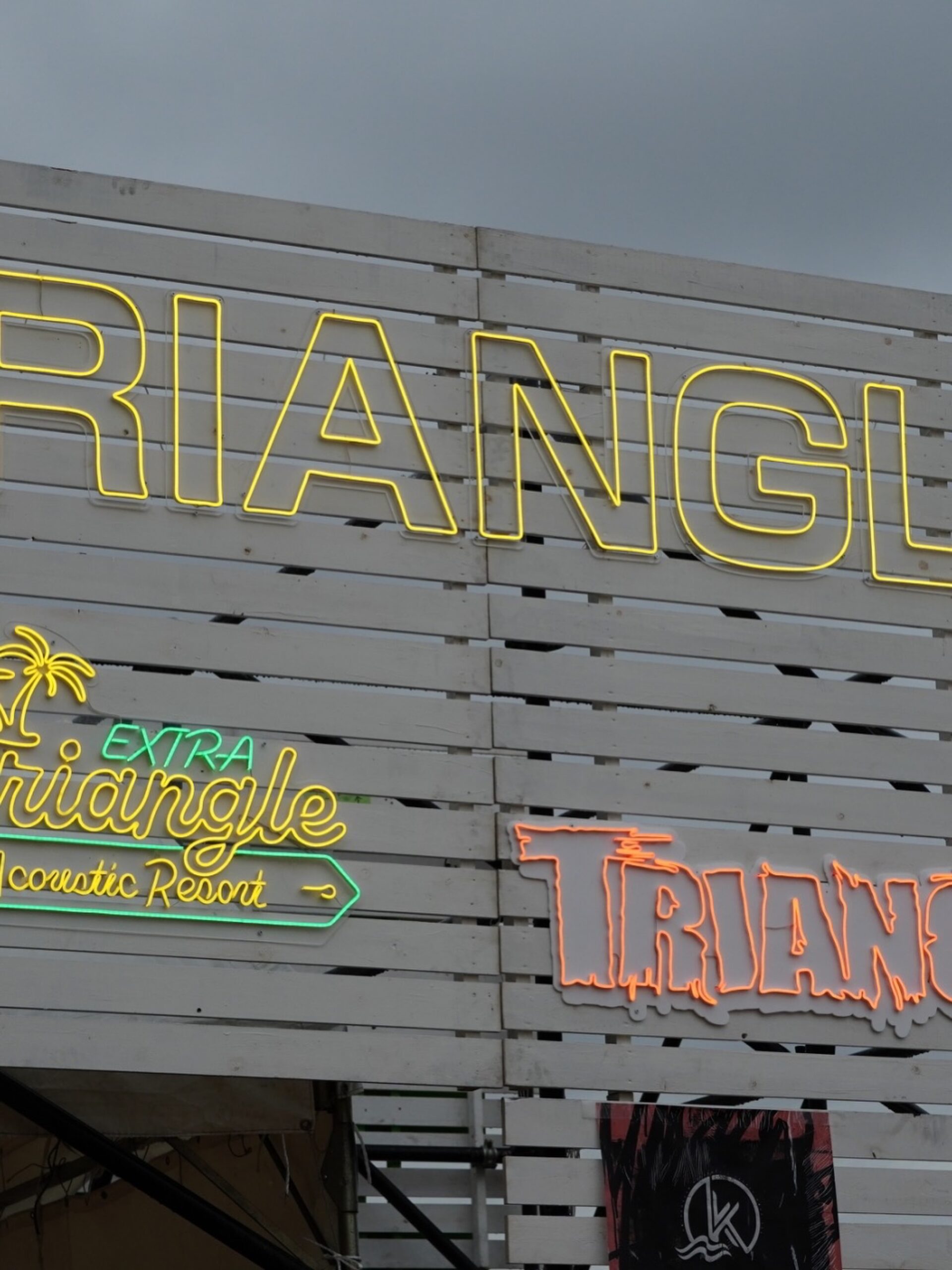 TRIANGLE 2026の会場を彩ったLEDネオン制作事例