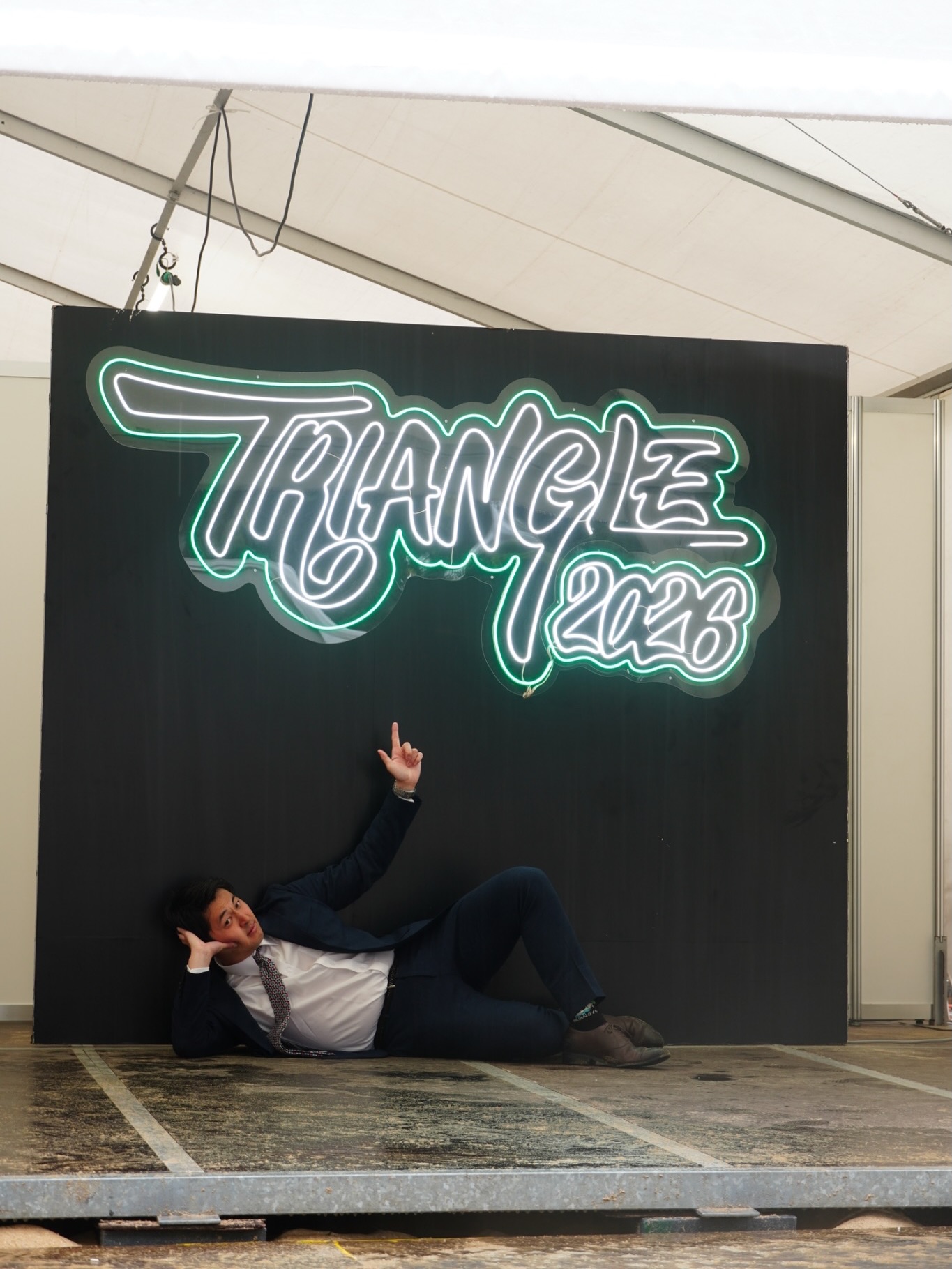 「TRIANGLE 2026」会場を彩ったLEDネオンサイン